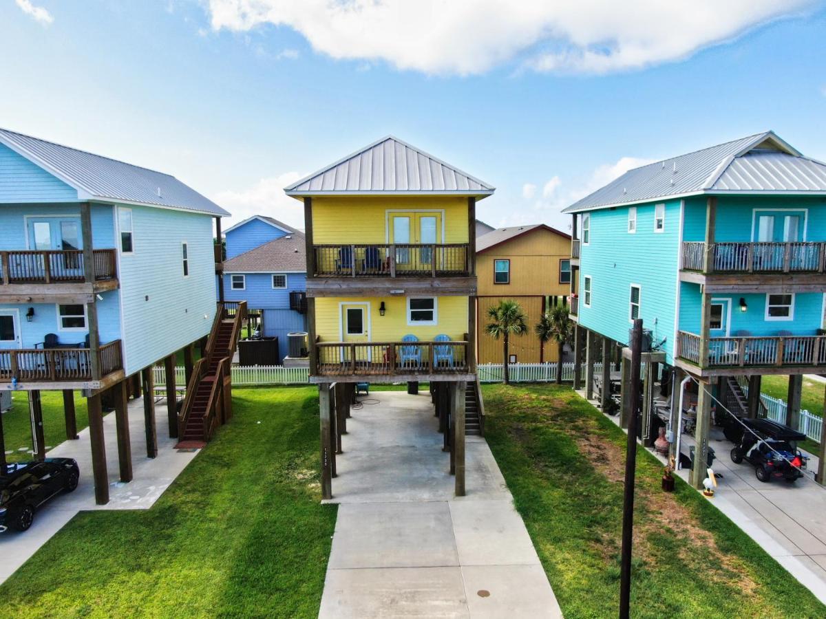 Yellow Beach Haven, Decks, Views, Mere Steps To Sand Галвестън Екстериор снимка